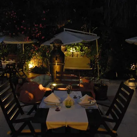 Kaleici Aparts Apart Otel