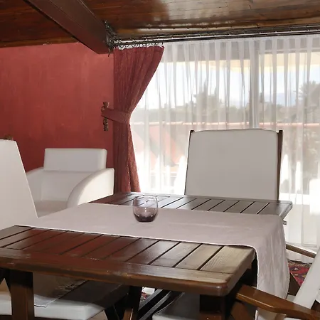 Kaleici Aparts 4* أنطاليا